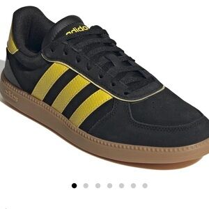 Adidas Breaknet Sleek Sneaker